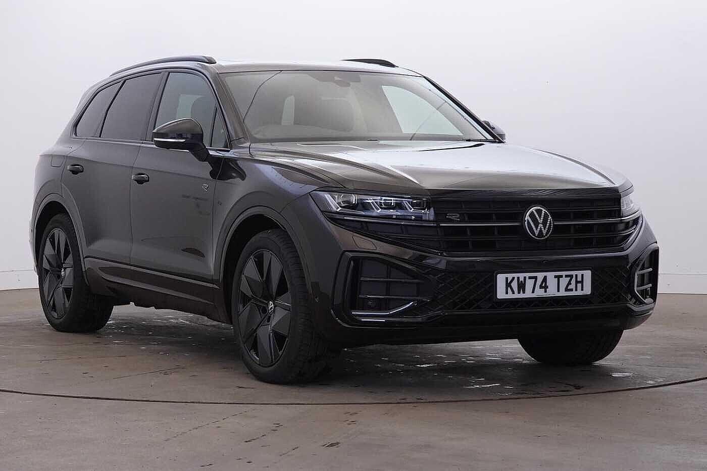 Main listing image - Volkswagen Touareg