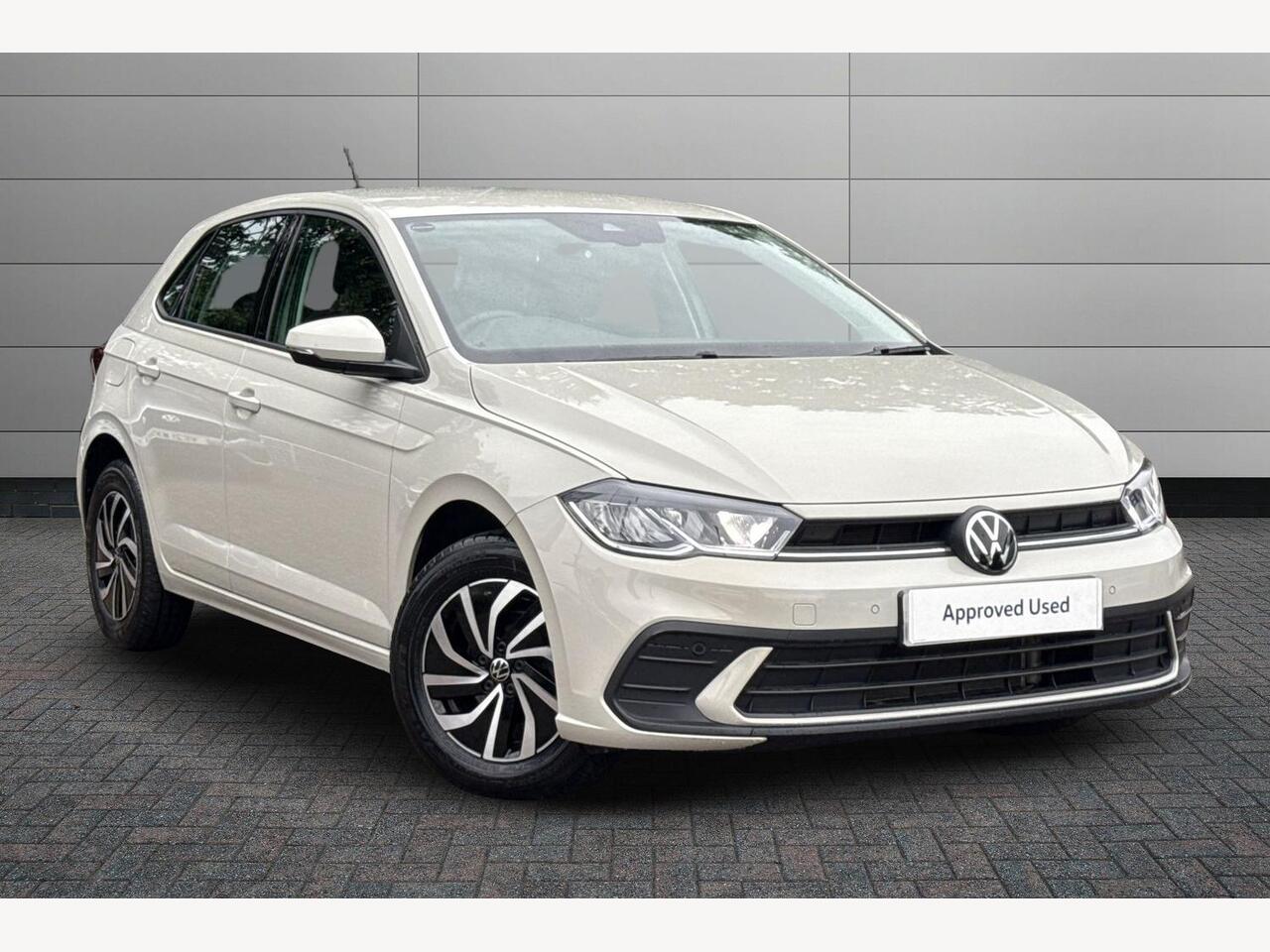 Main listing image - Volkswagen Polo