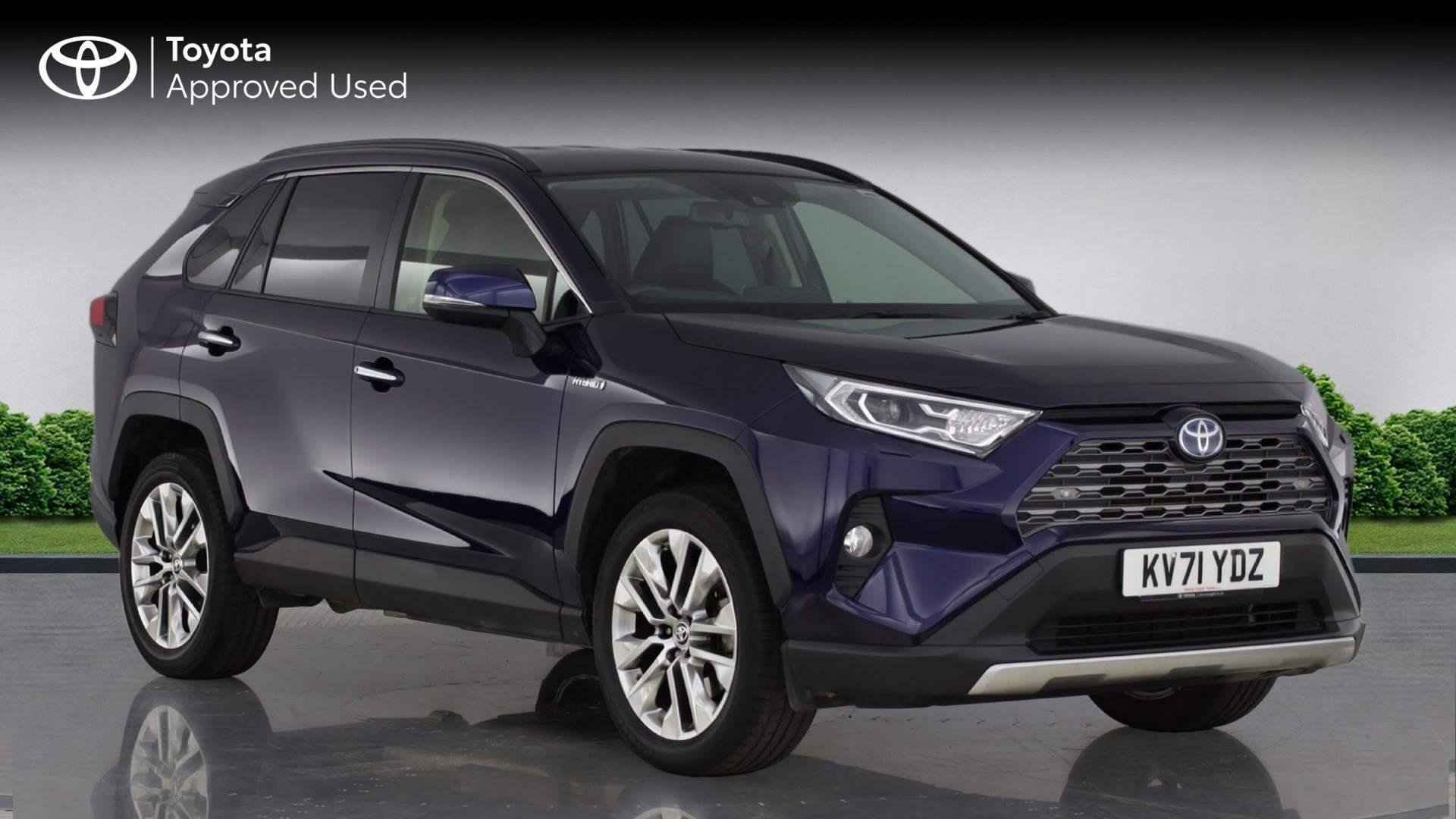 Main listing image - Toyota RAV4