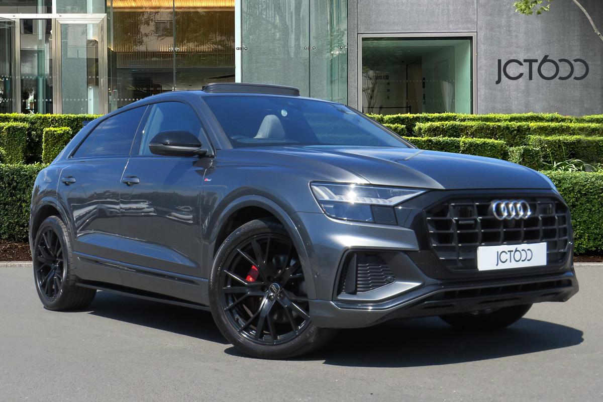 Main listing image - Audi Q8