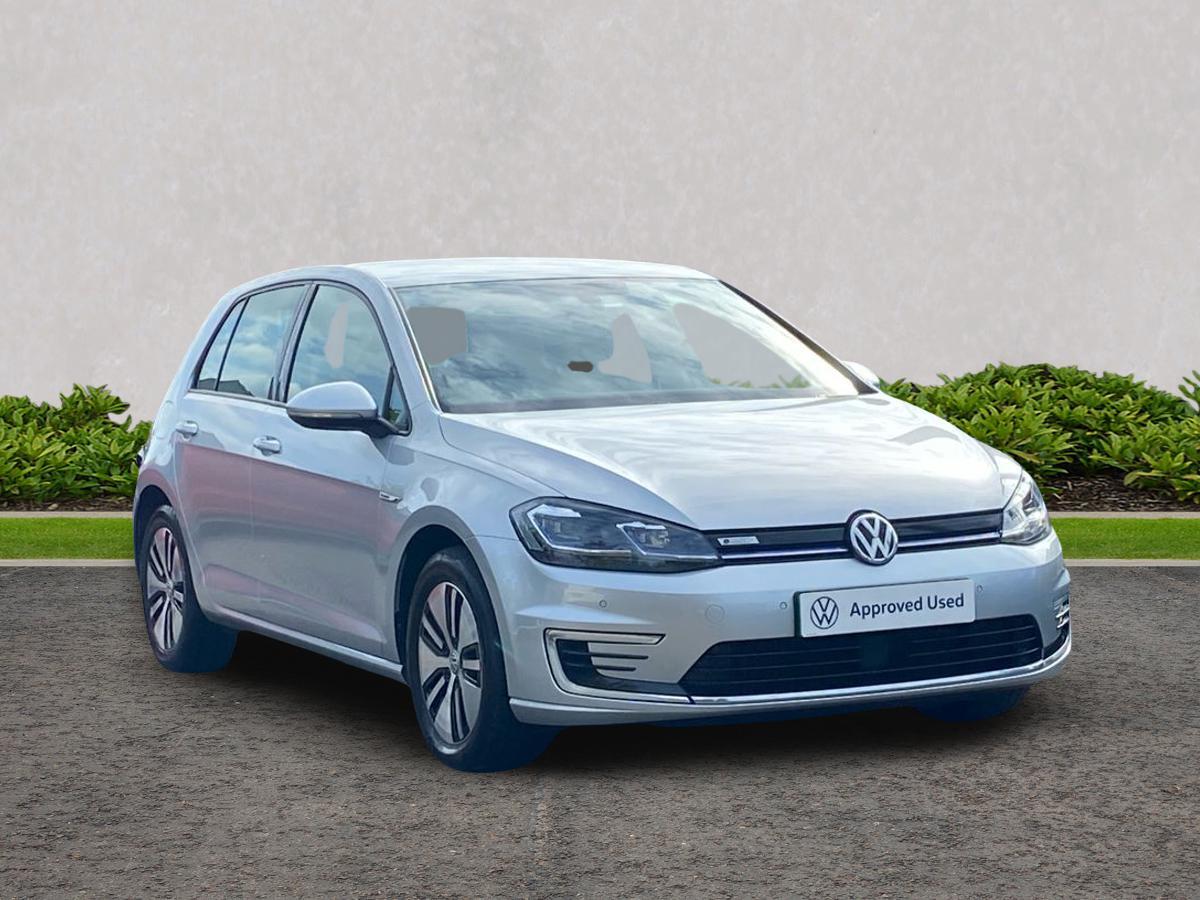 Main listing image - Volkswagen Golf