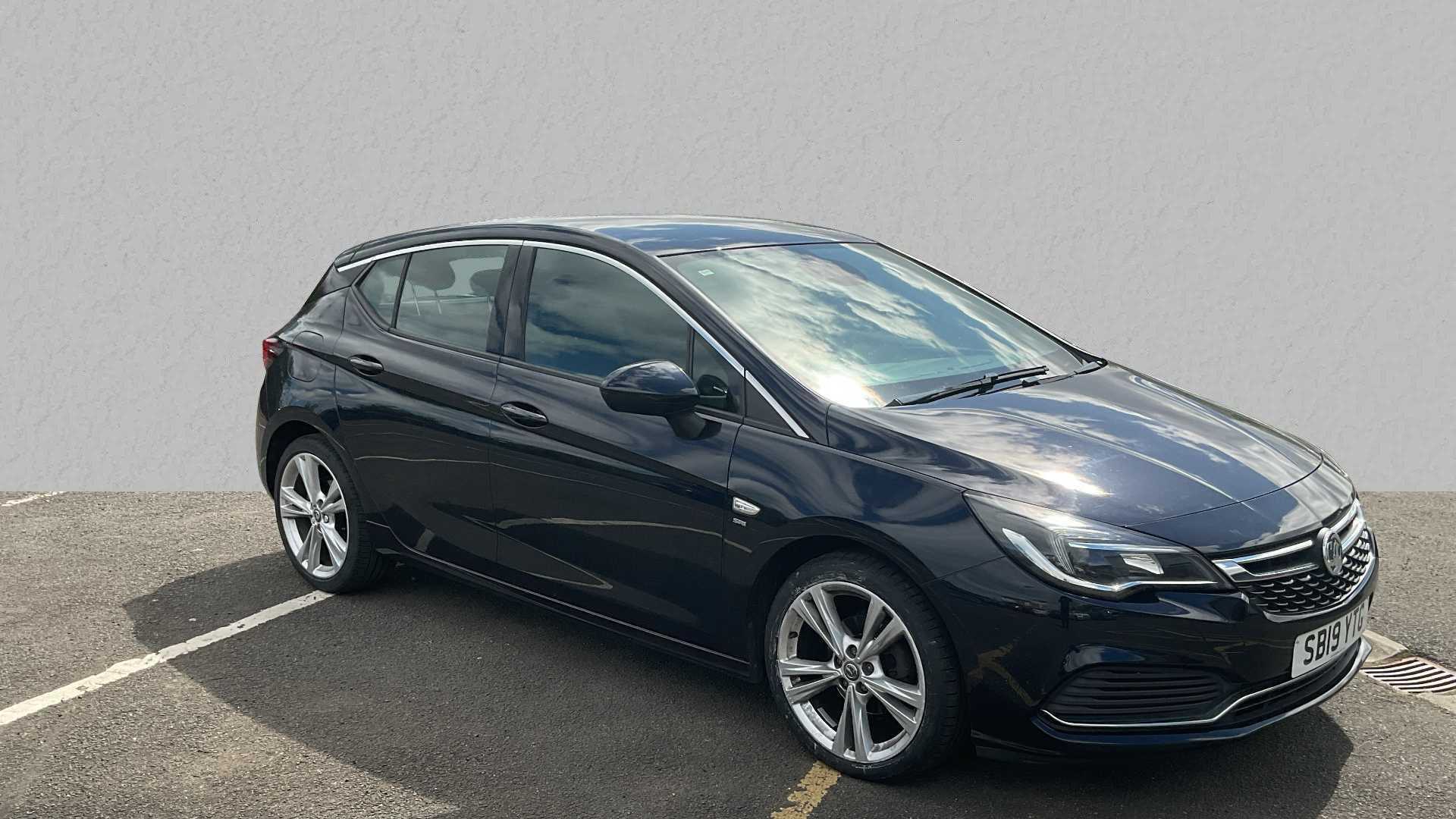 Main listing image - Vauxhall Astra