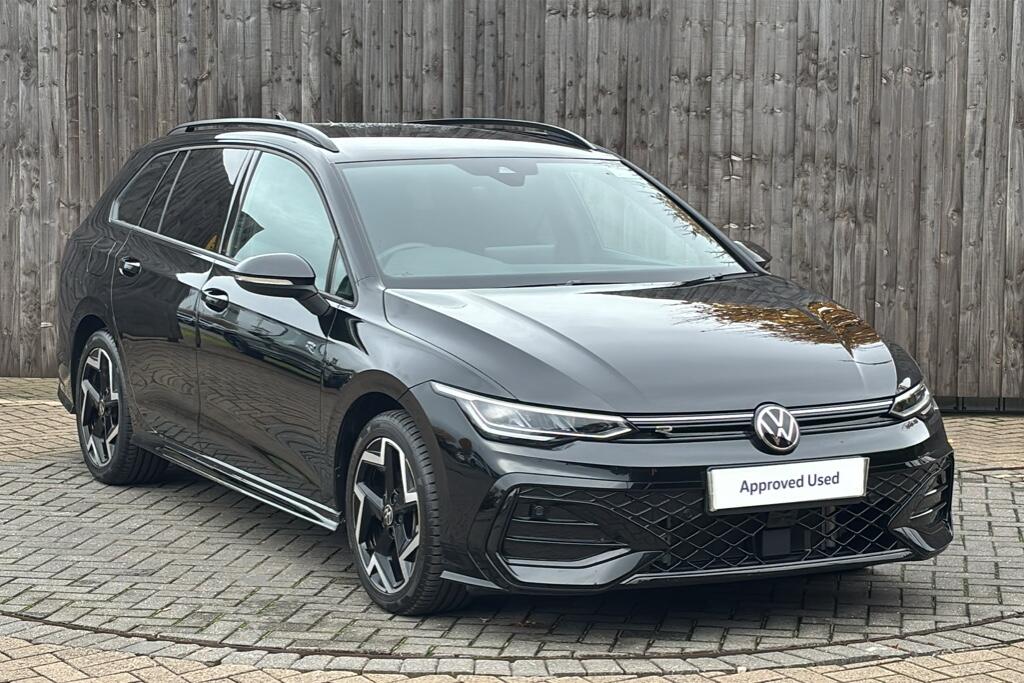 Main listing image - Volkswagen Golf Estate