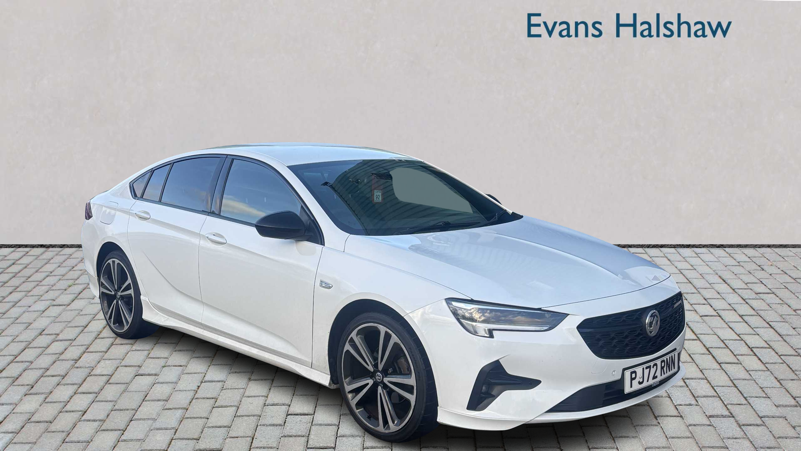 Main listing image - Vauxhall Insignia