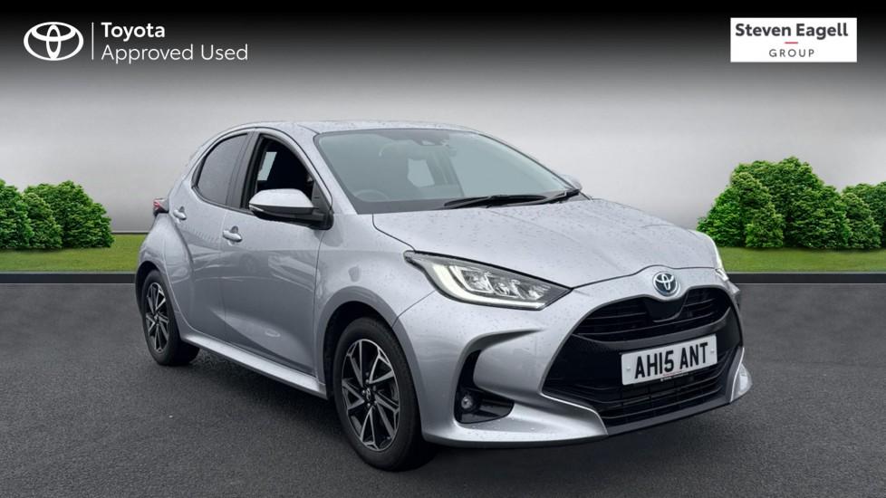 Main listing image - Toyota Yaris