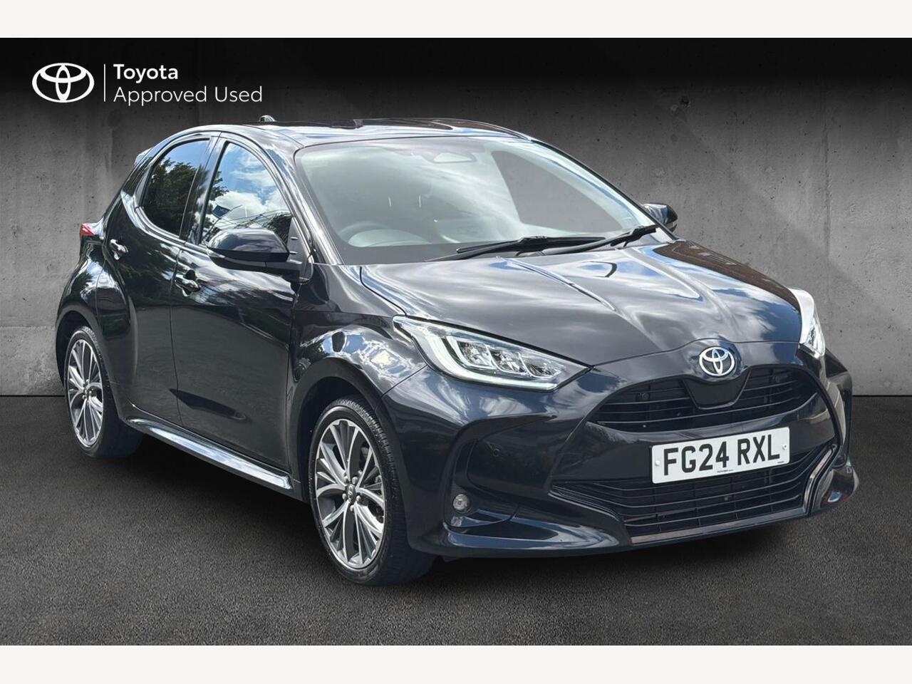 Main listing image - Toyota Yaris