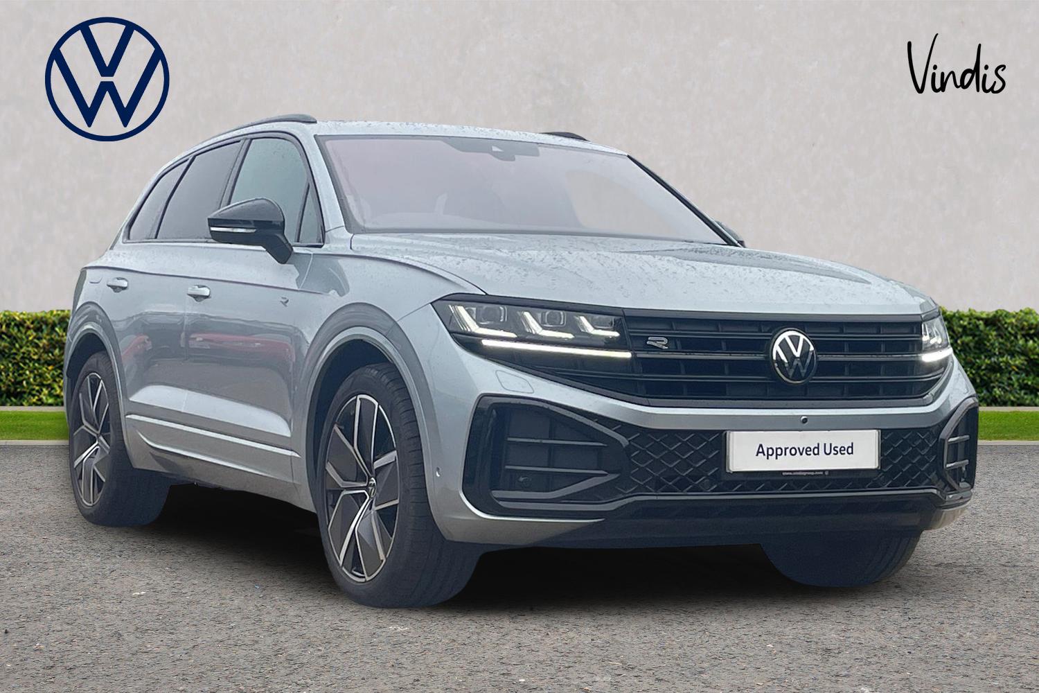 Main listing image - Volkswagen Touareg