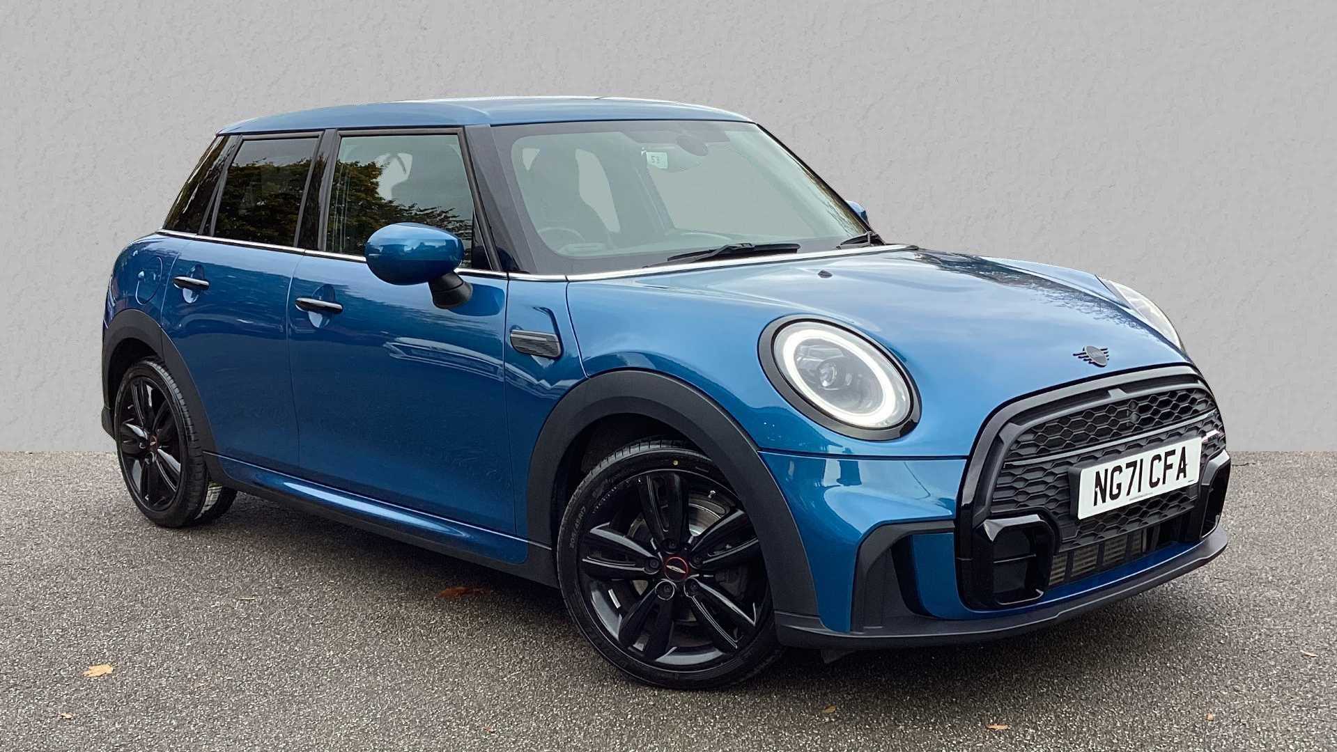 Main listing image - MINI Hatchback