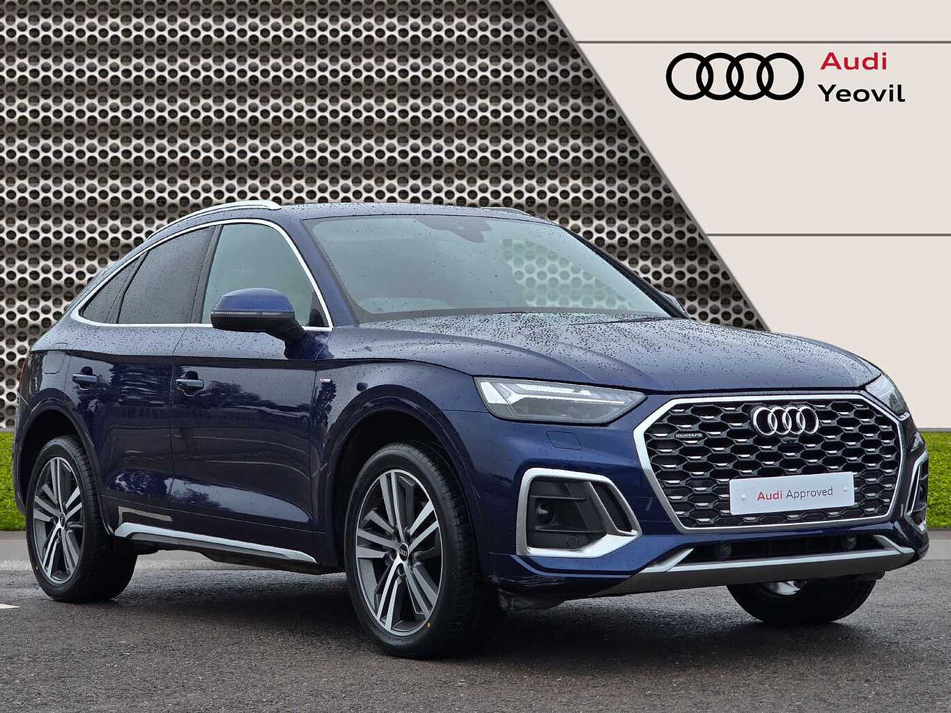 Main listing image - Audi Q5 Sportback