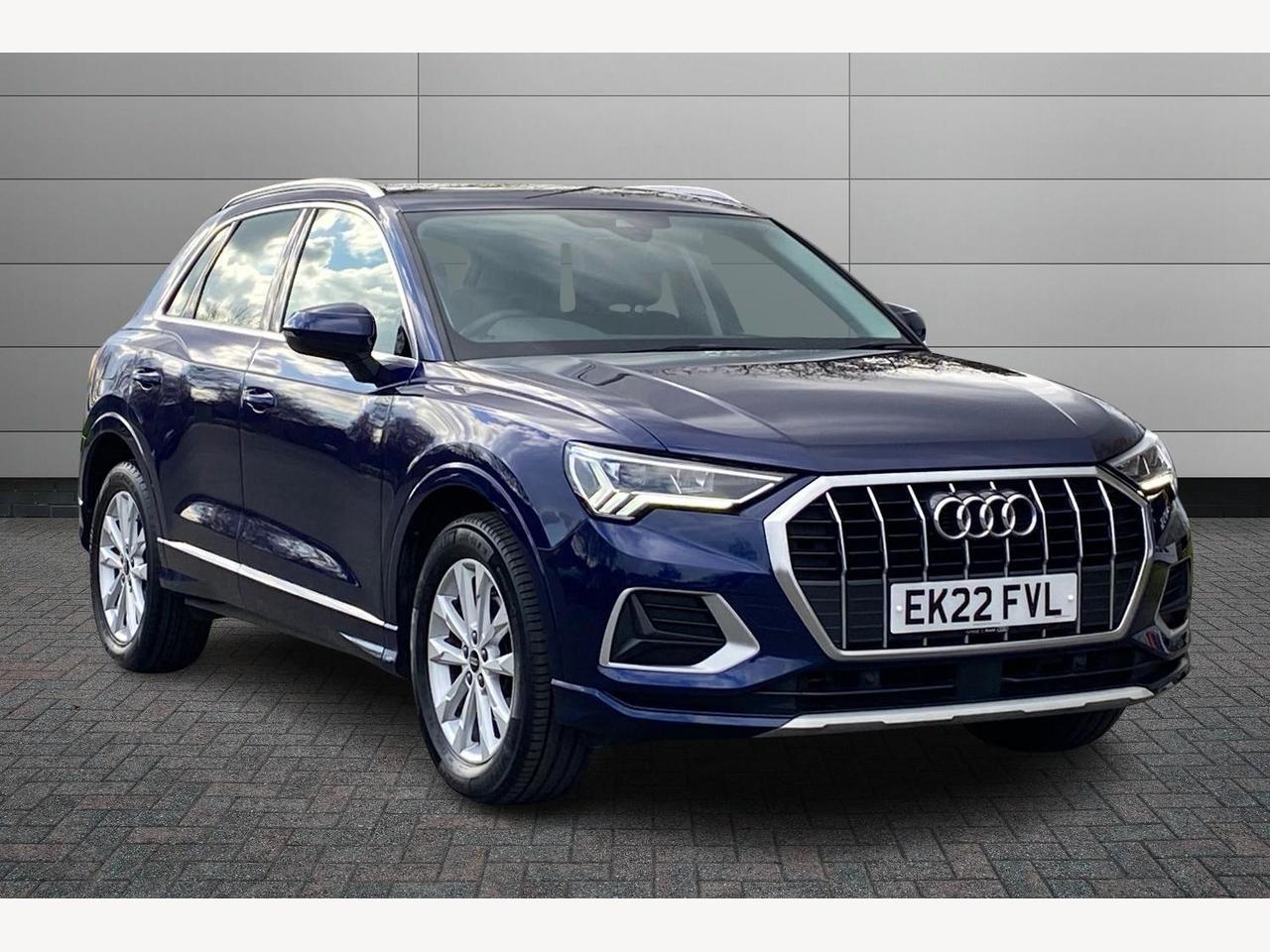 Main listing image - Audi Q3