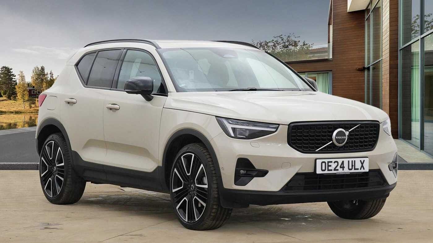 Main listing image - Volvo XC40