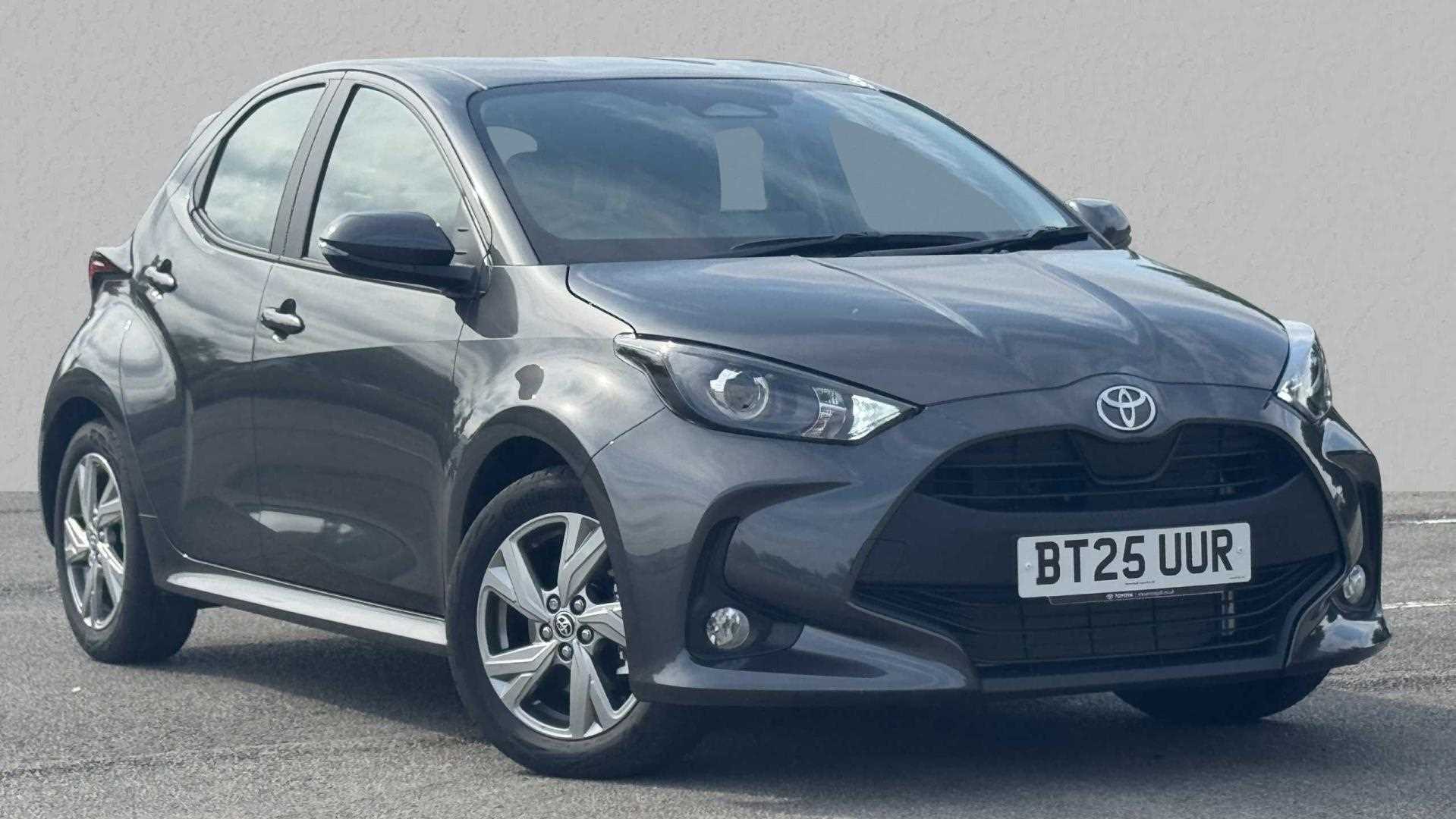 Main listing image - Toyota Yaris