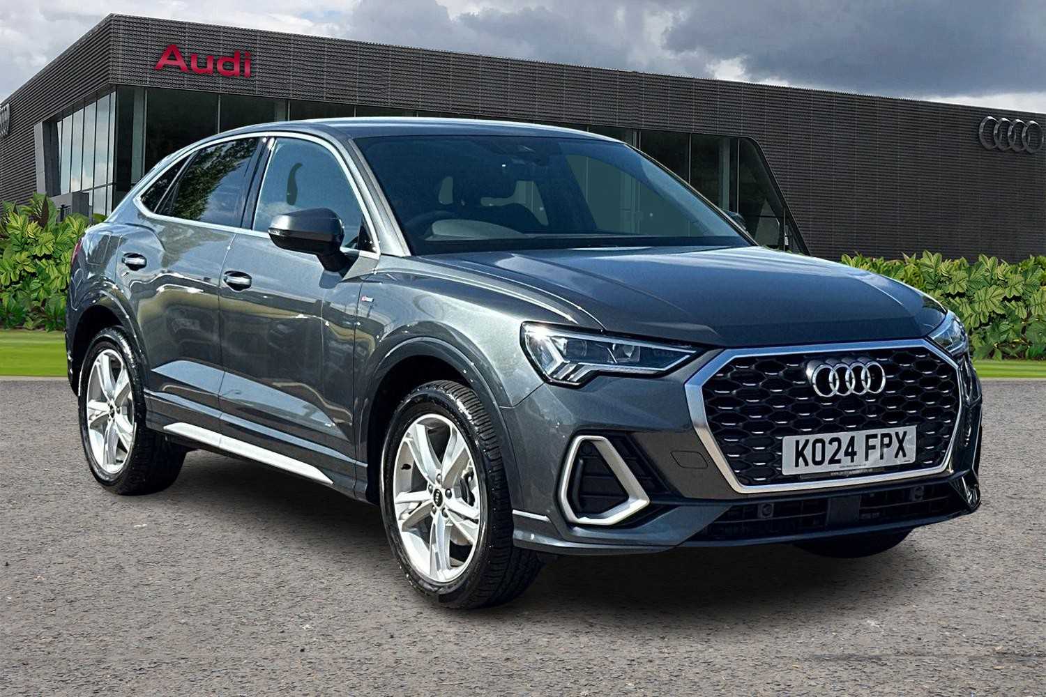 Main listing image - Audi Q3