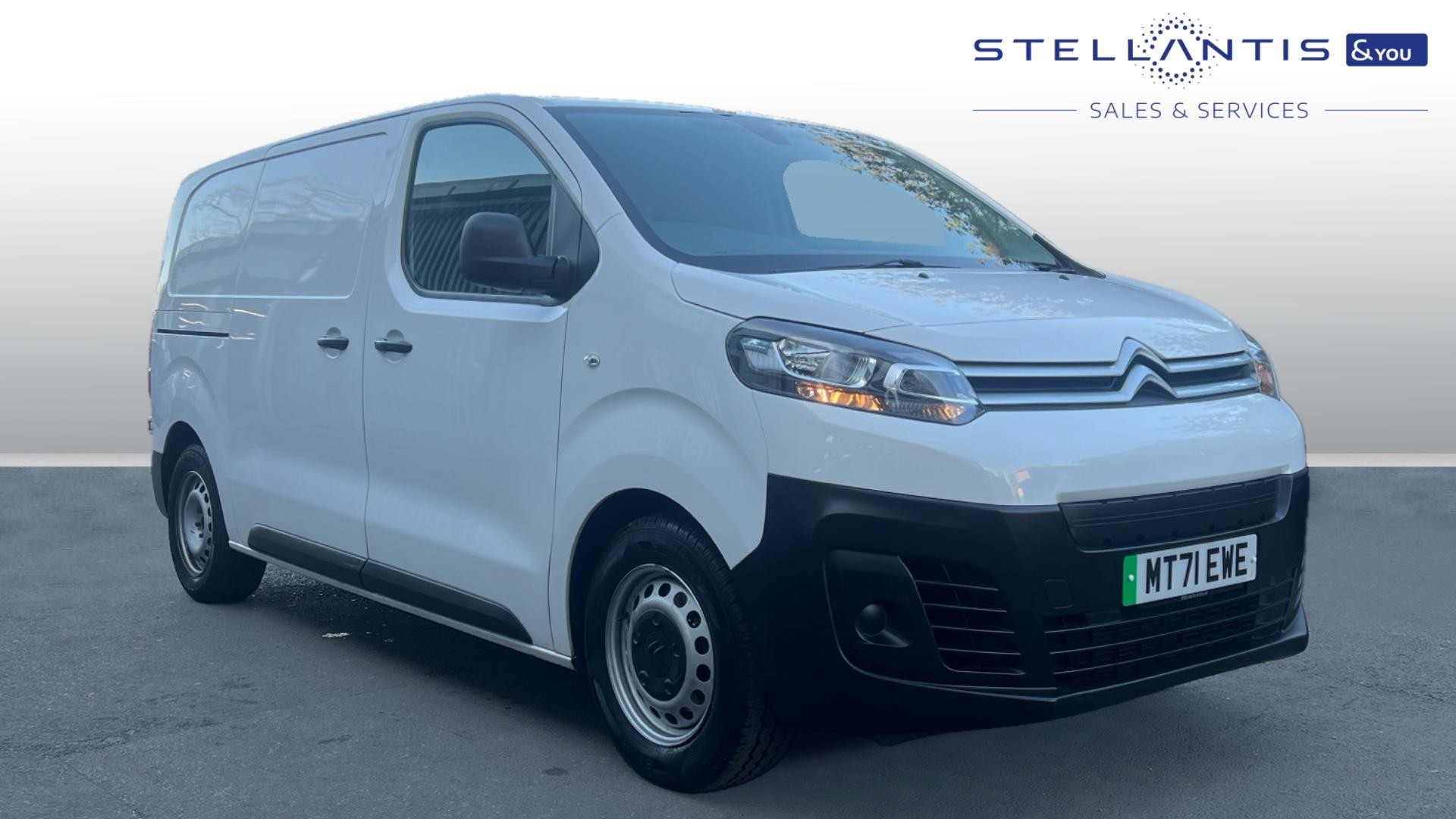 Main listing image - Citroen Dispatch