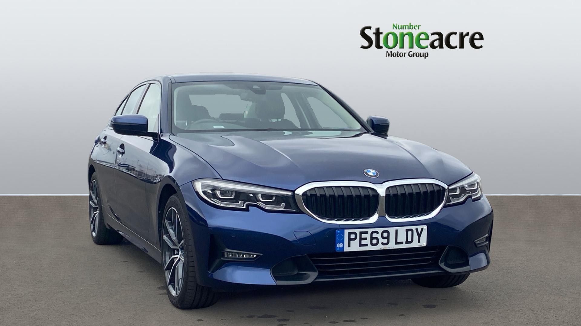Main listing image - BMW 3 Series