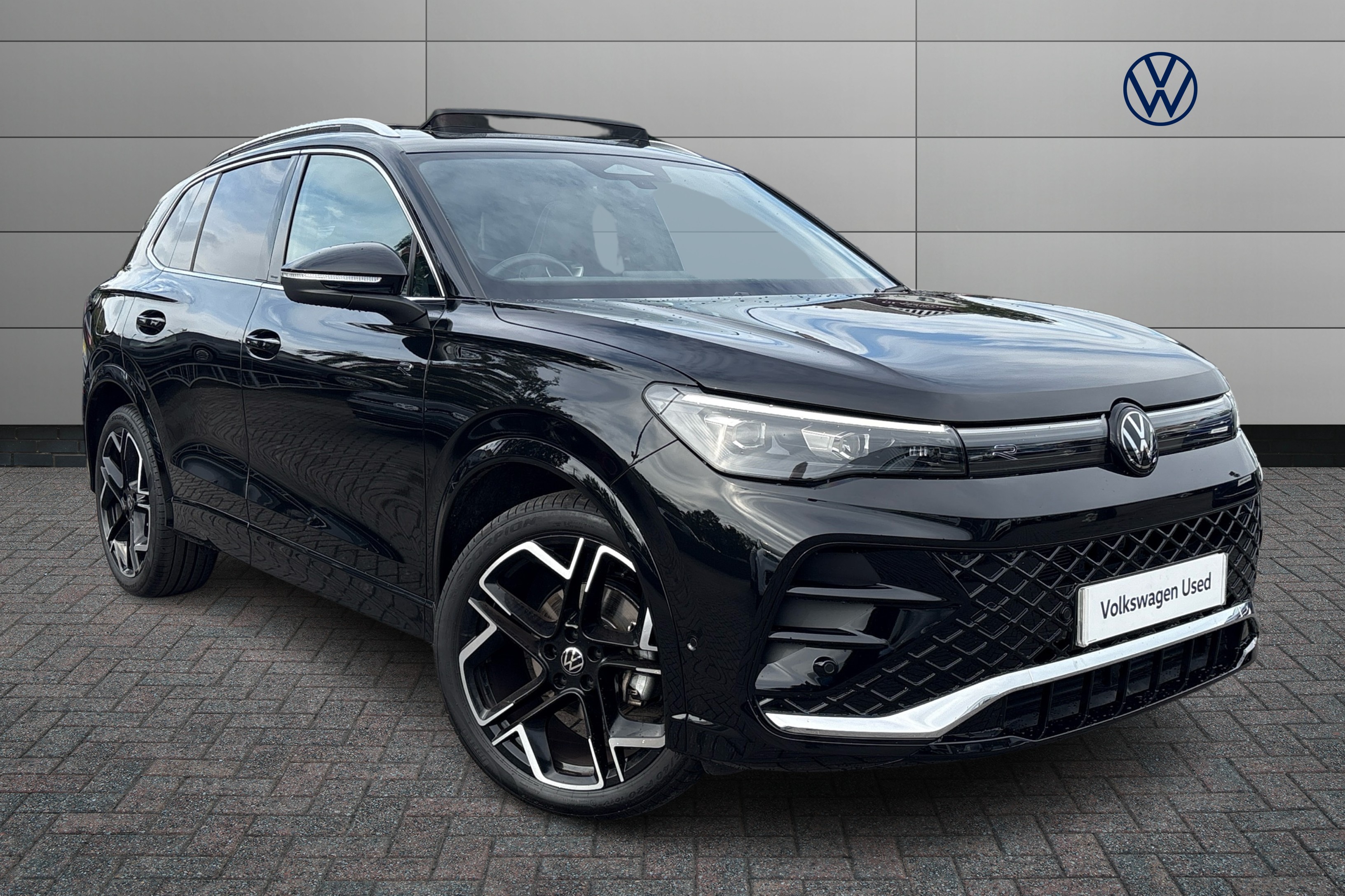Main listing image - Volkswagen Tiguan