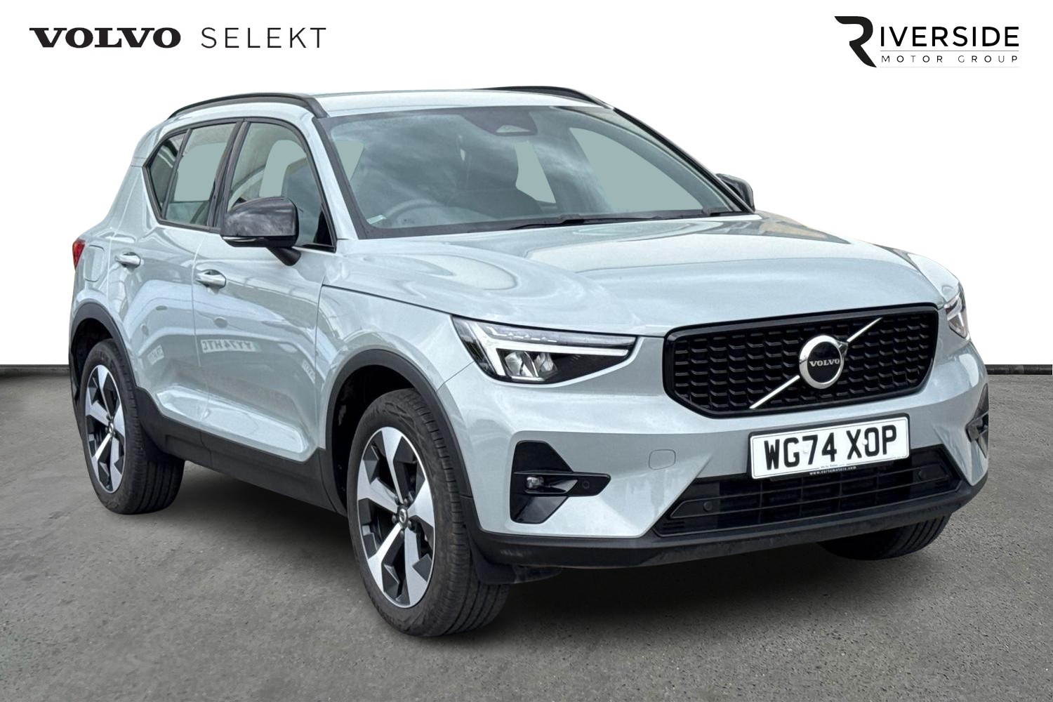 Main listing image - Volvo XC40