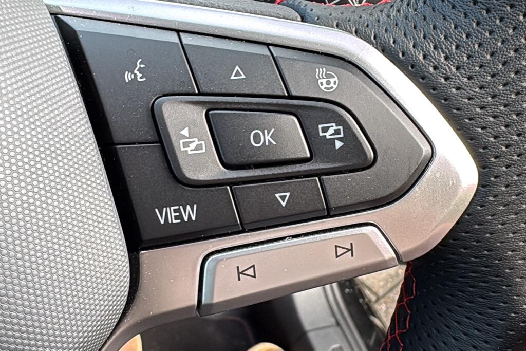 Main listing image - Volkswagen Golf GTI