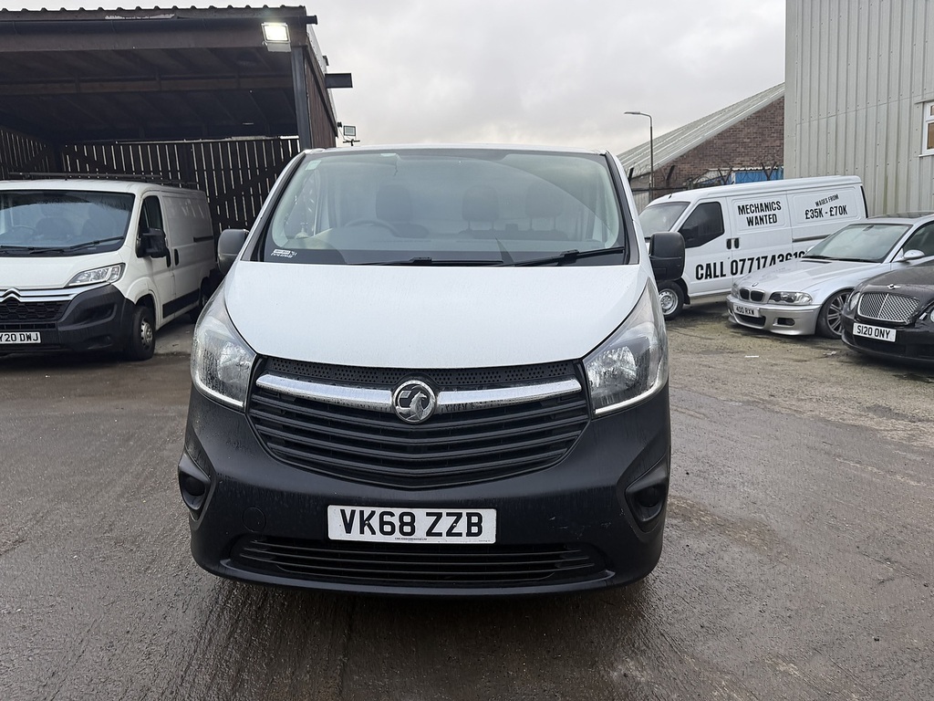 Main listing image - Vauxhall Vivaro