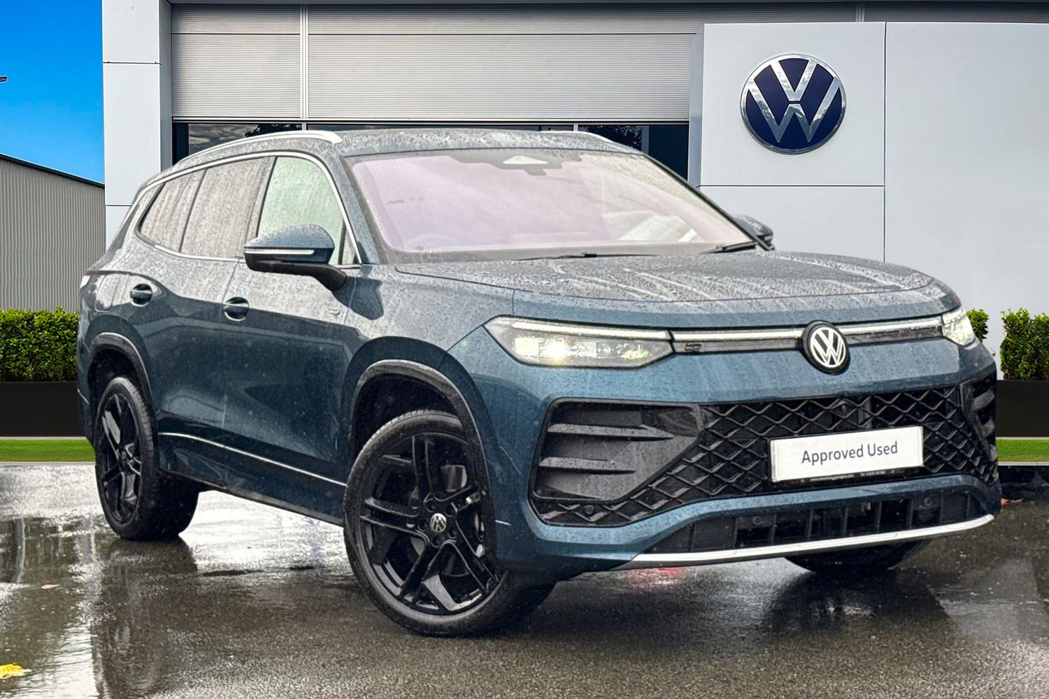 Main listing image - Volkswagen Tayron