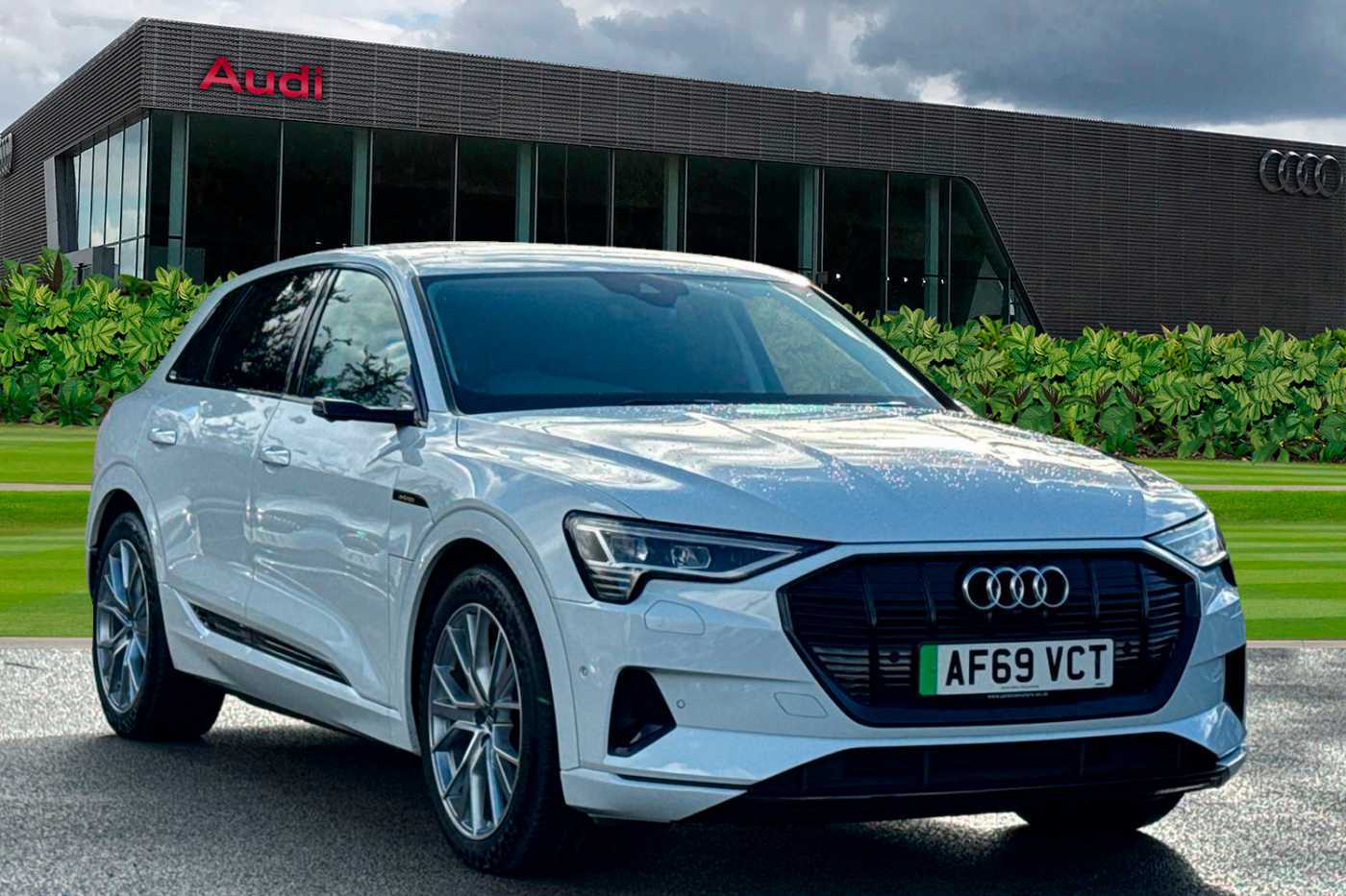 Main listing image - Audi e-tron