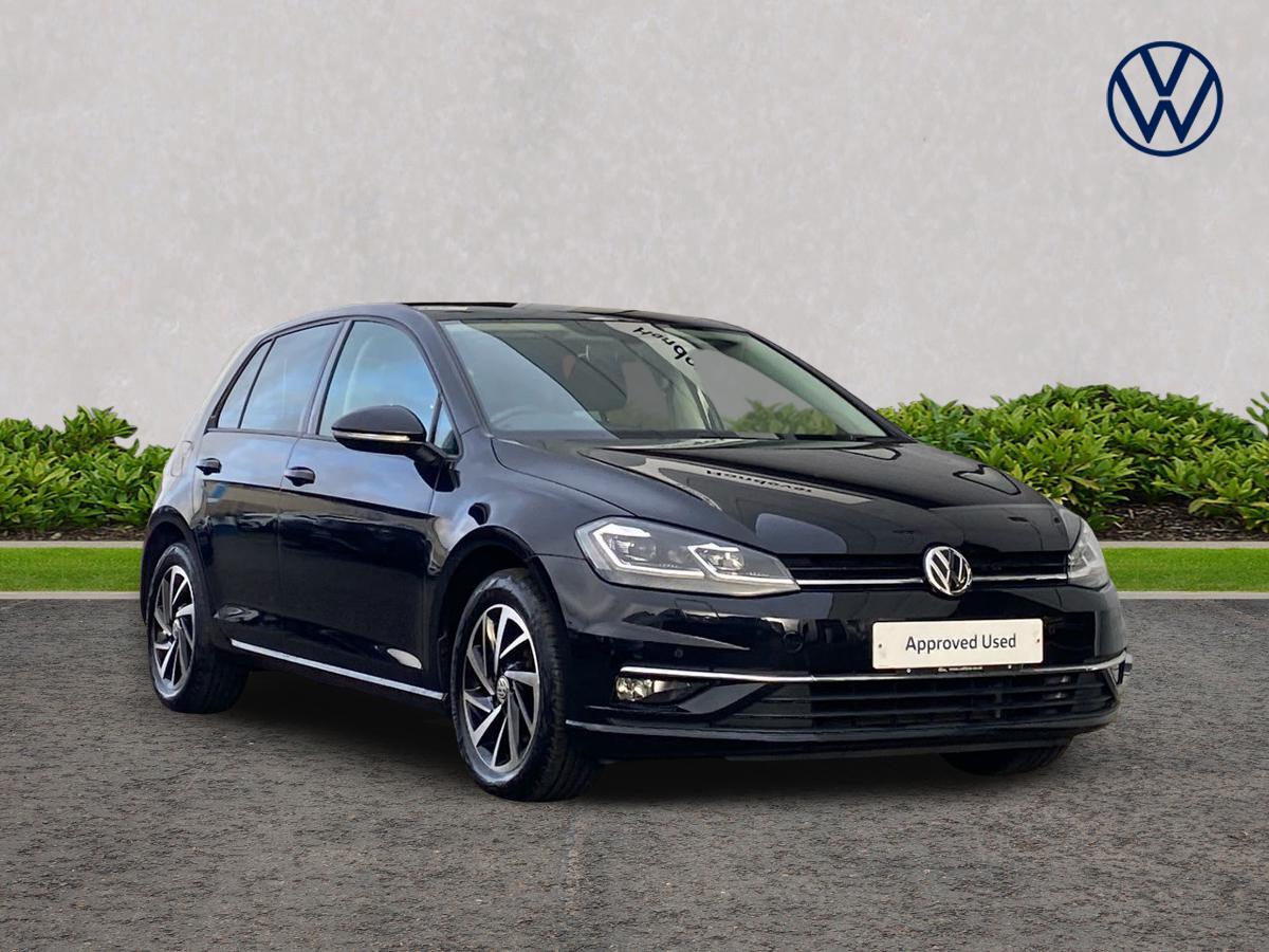 Main listing image - Volkswagen Golf