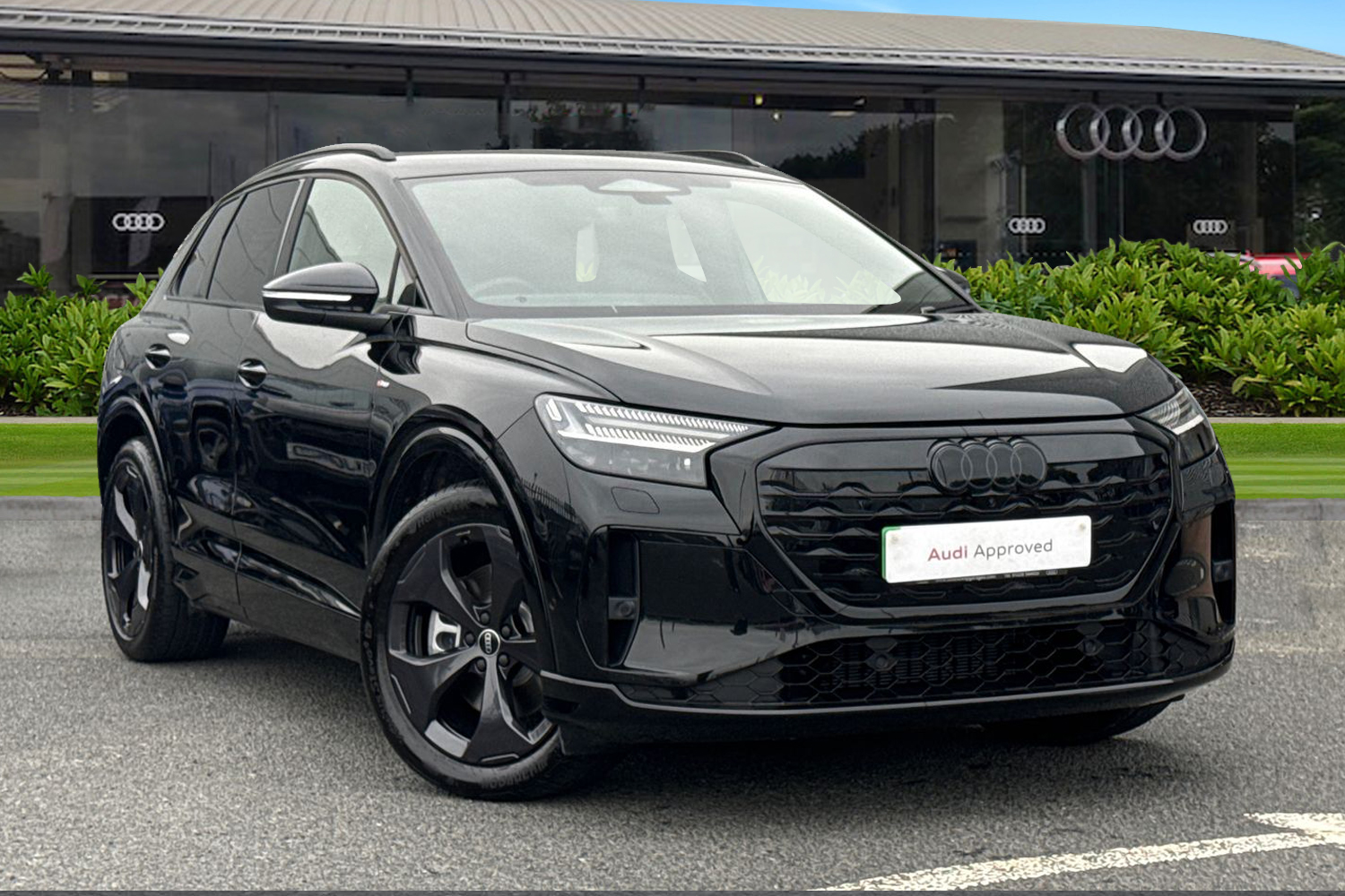 Main listing image - Audi Q4