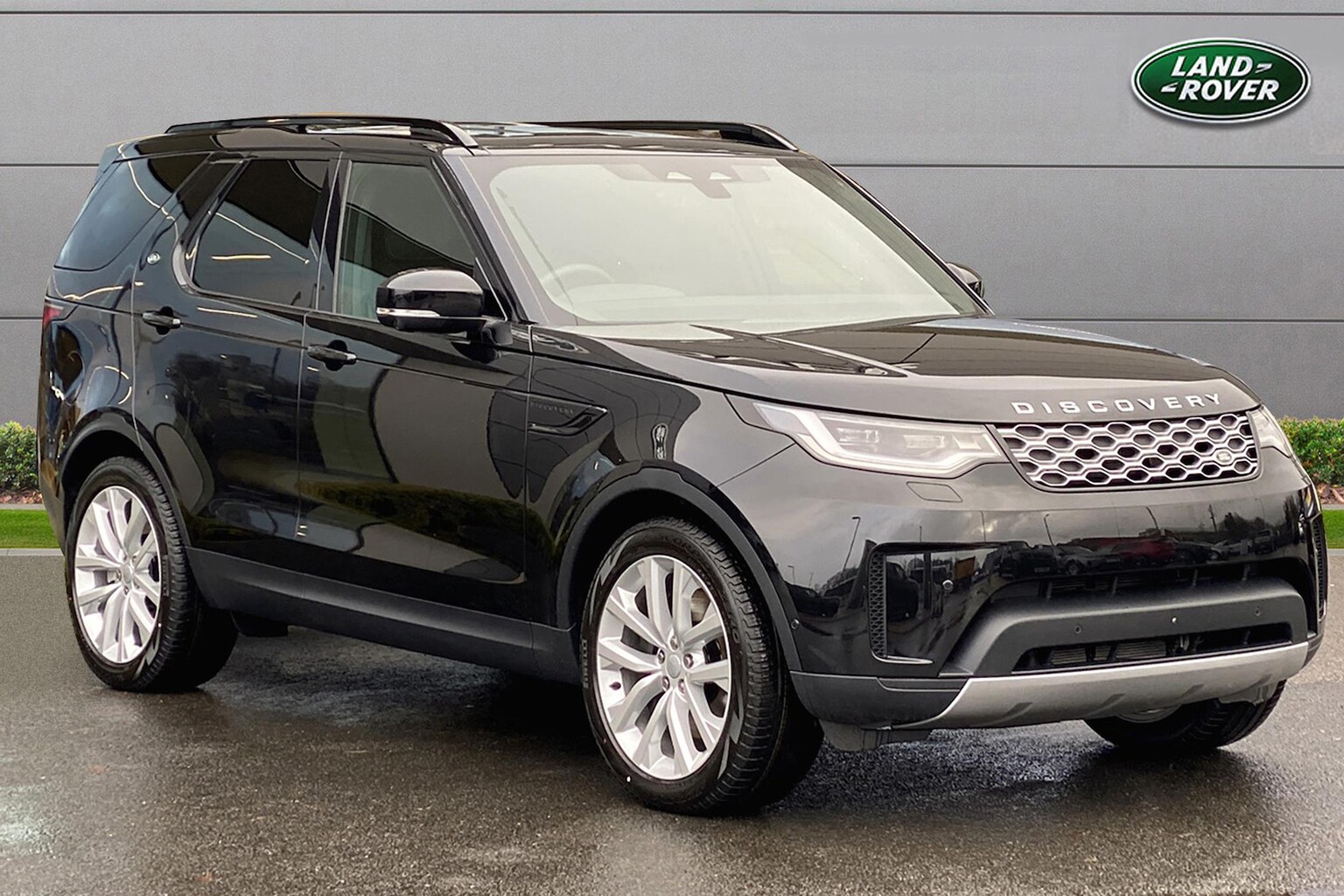 Main listing image - Land Rover Discovery