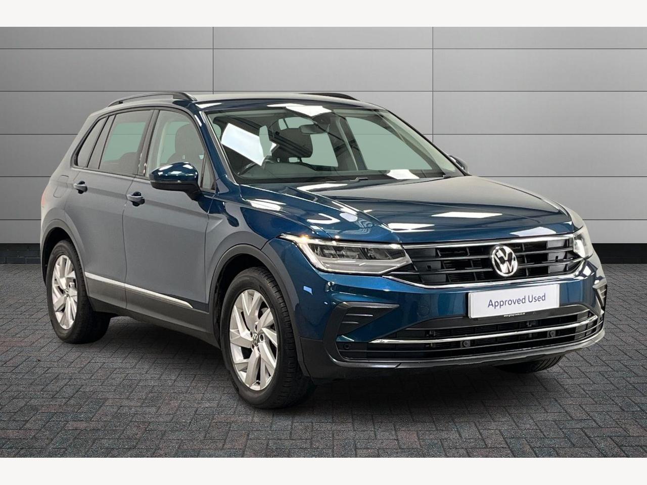 Main listing image - Volkswagen Tiguan