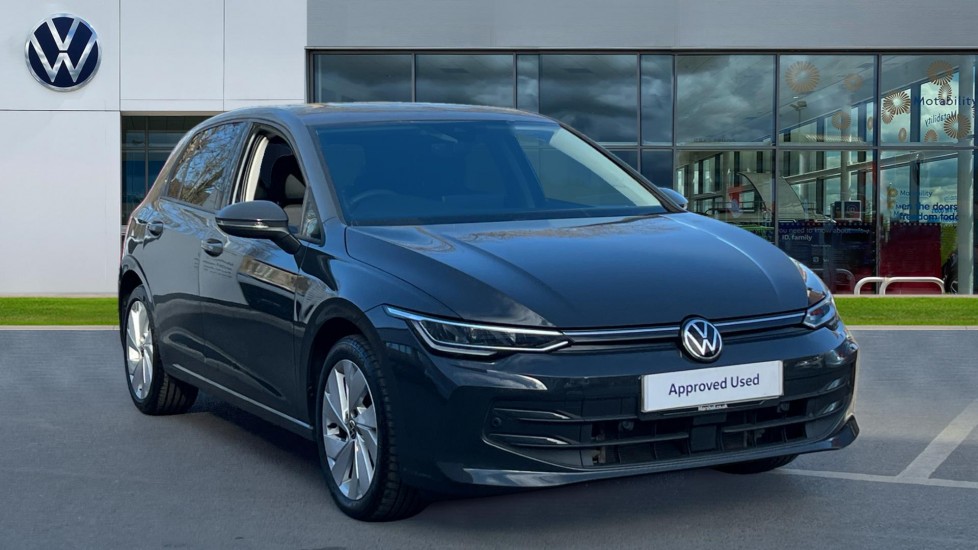 Main listing image - Volkswagen Golf