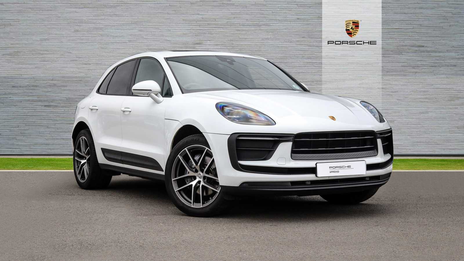 Main listing image - Porsche Macan