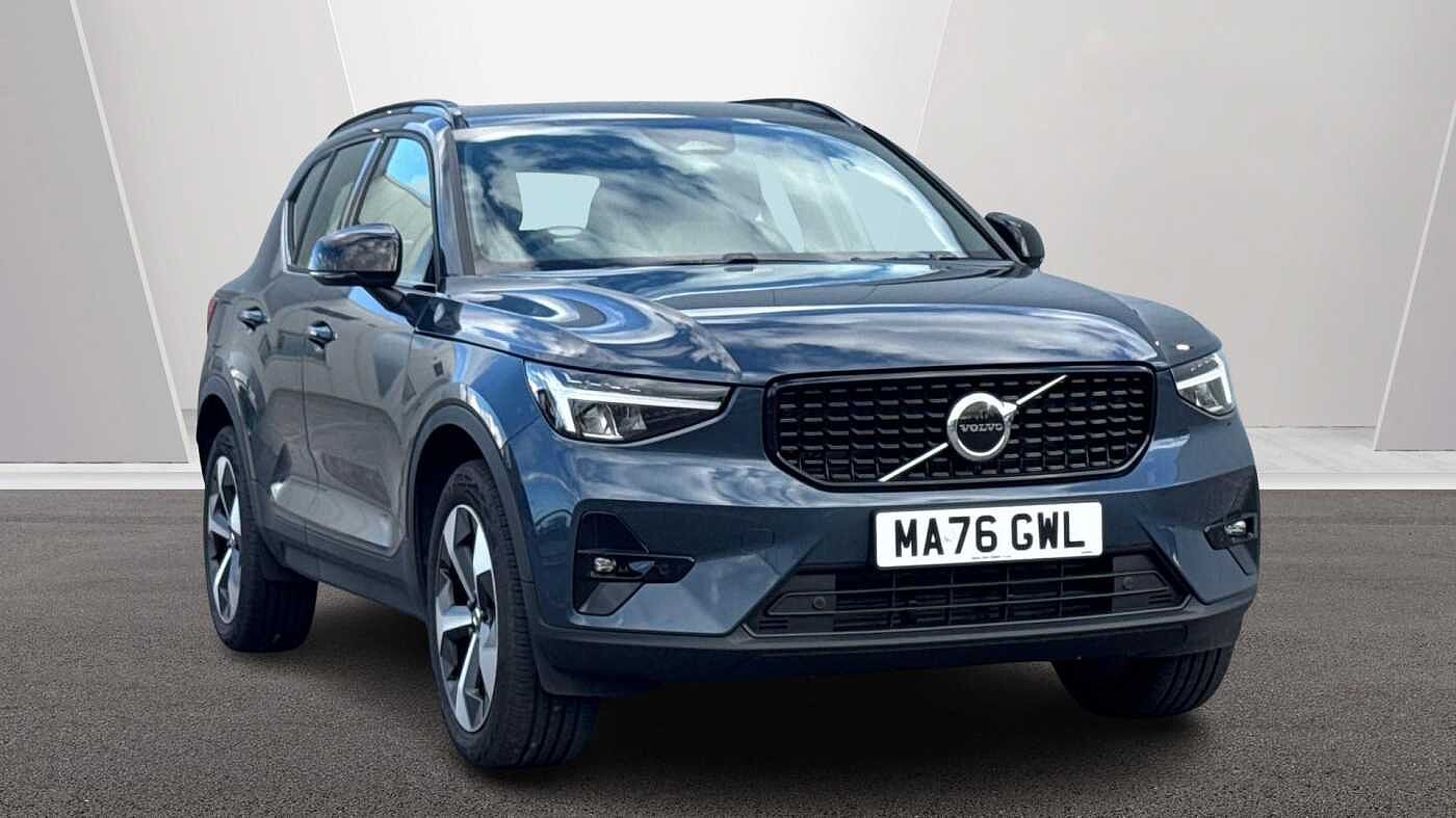Main listing image - Volvo XC40