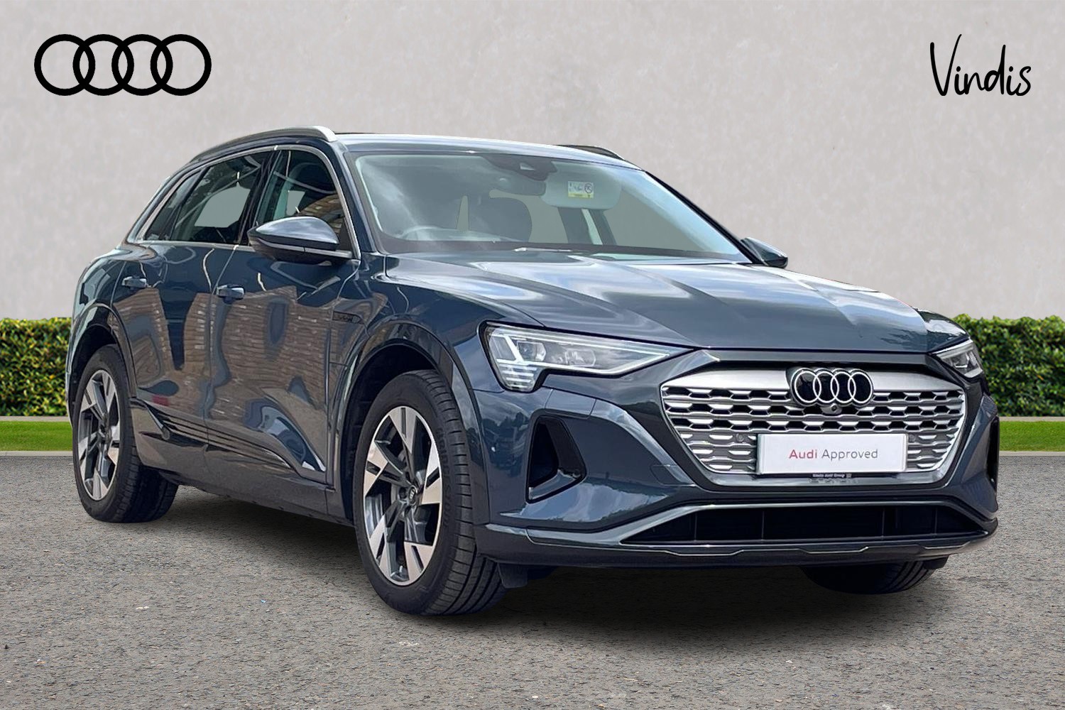 Main listing image - Audi Q8 e-tron