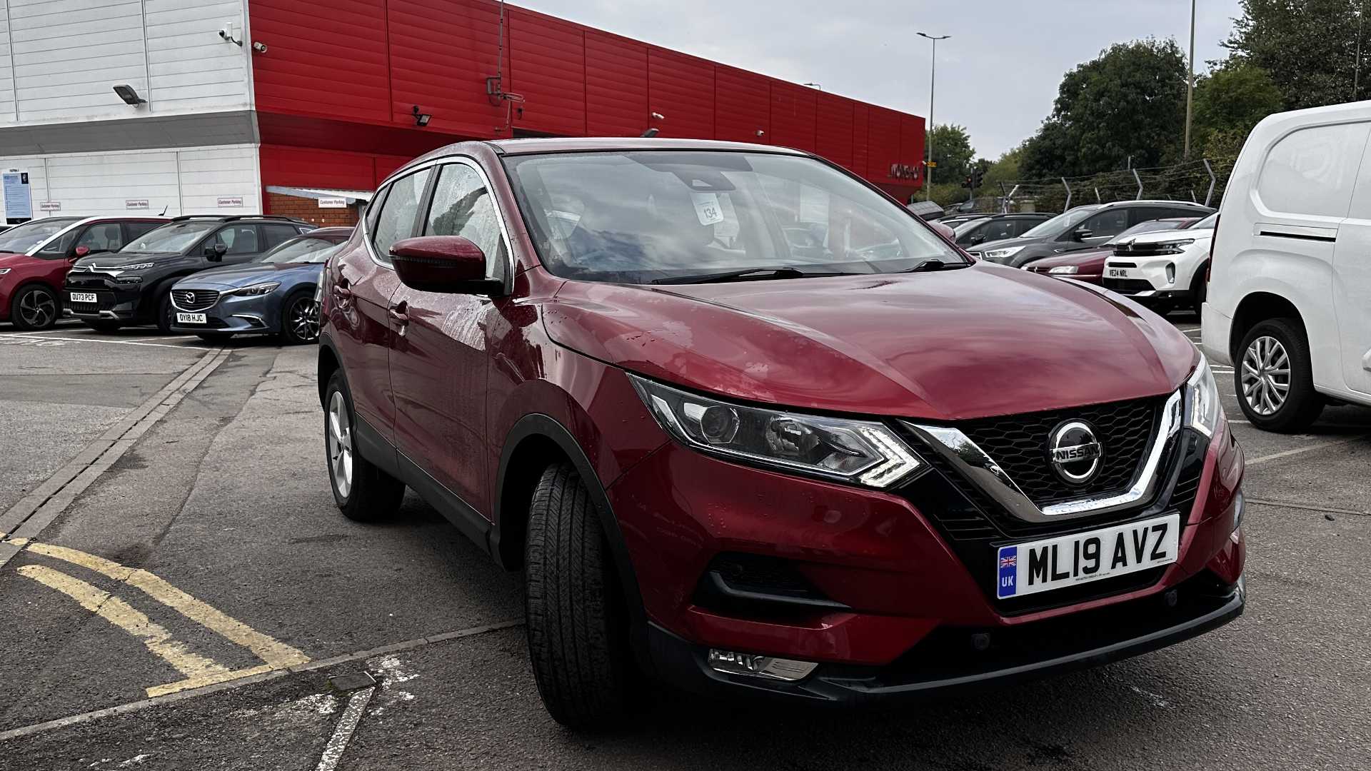 Main listing image - Nissan Qashqai