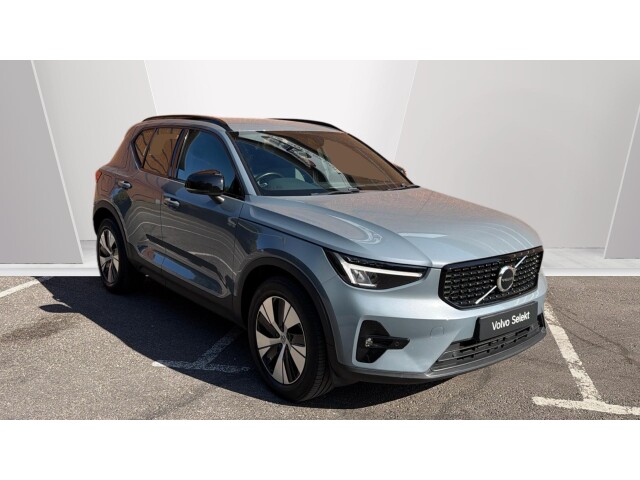 Main listing image - Volvo XC40