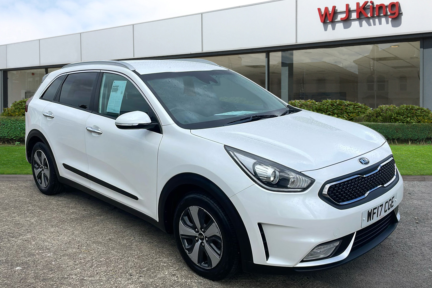 Main listing image - Kia Niro