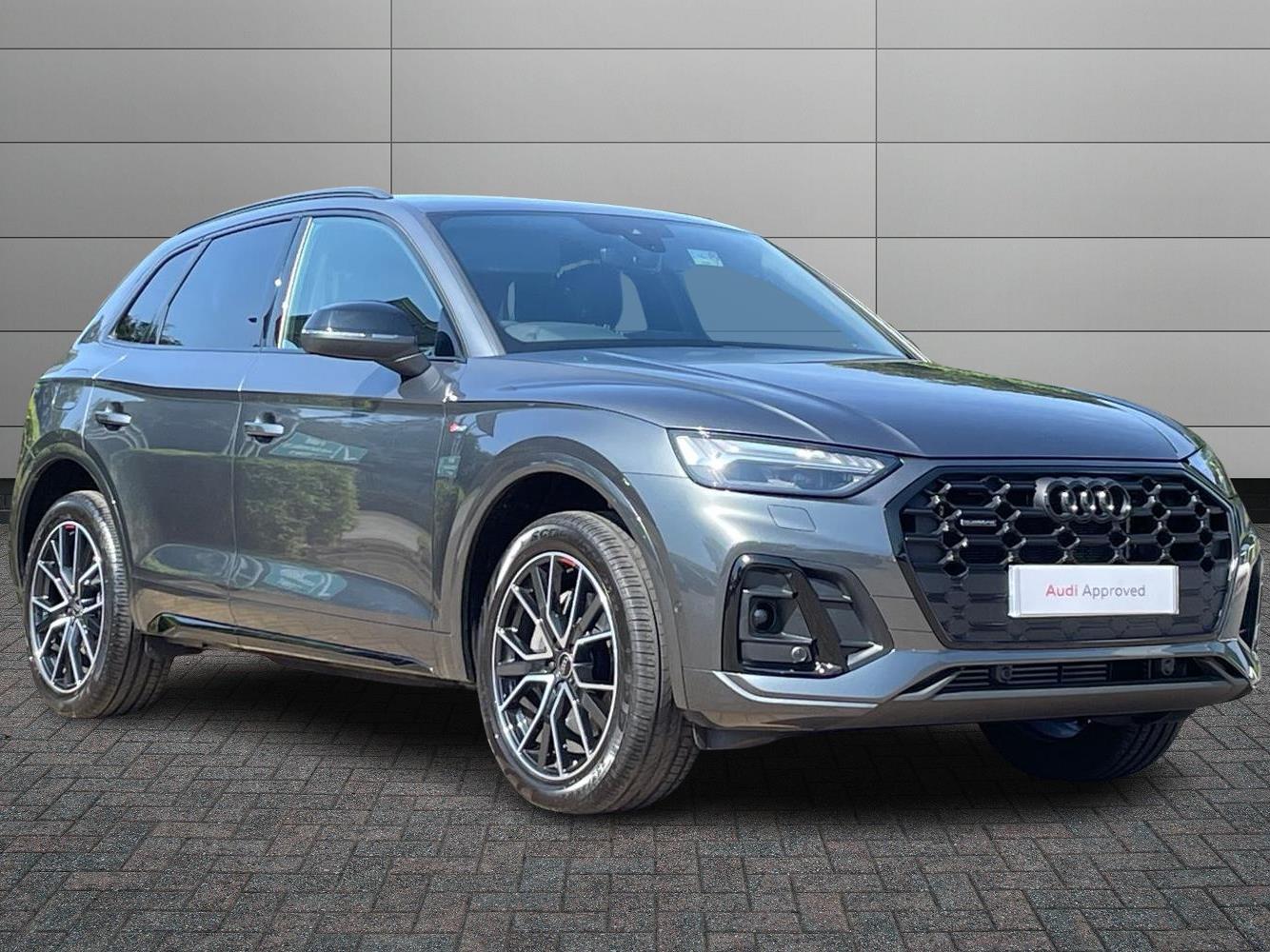 Main listing image - Audi Q5