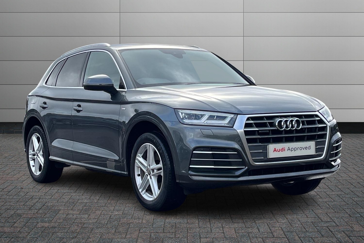 Main listing image - Audi Q5