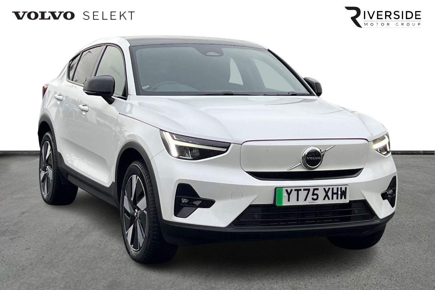 Main listing image - Volvo C40