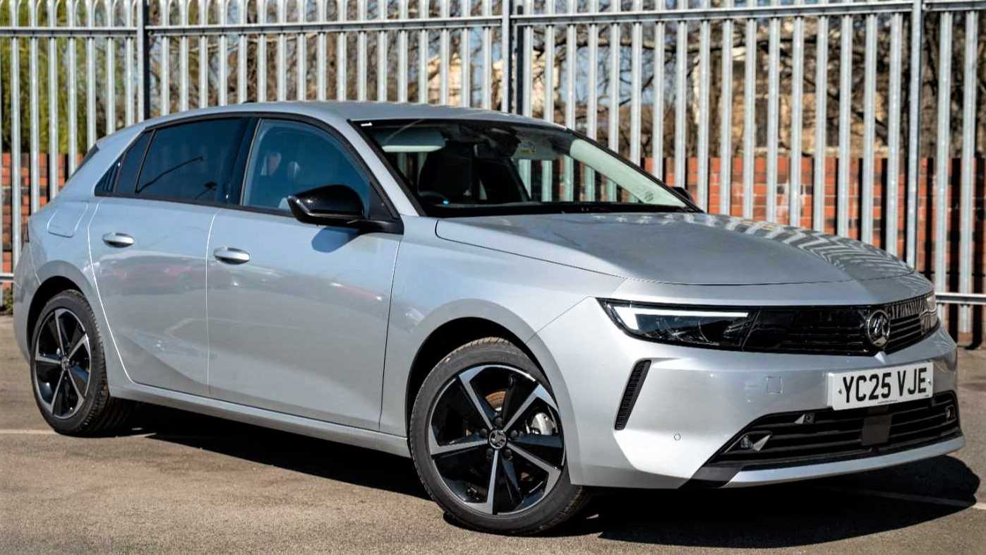 Main listing image - Vauxhall Astra
