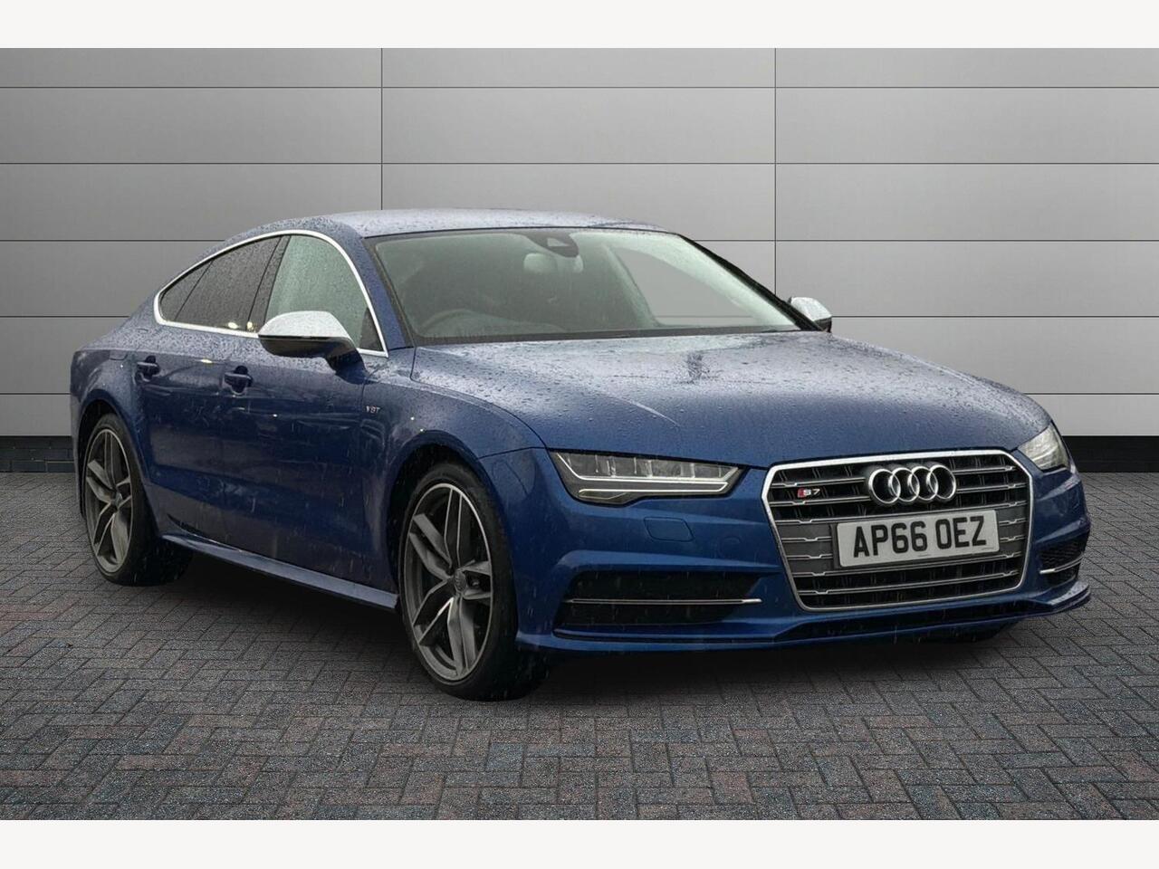 Main listing image - Audi S7
