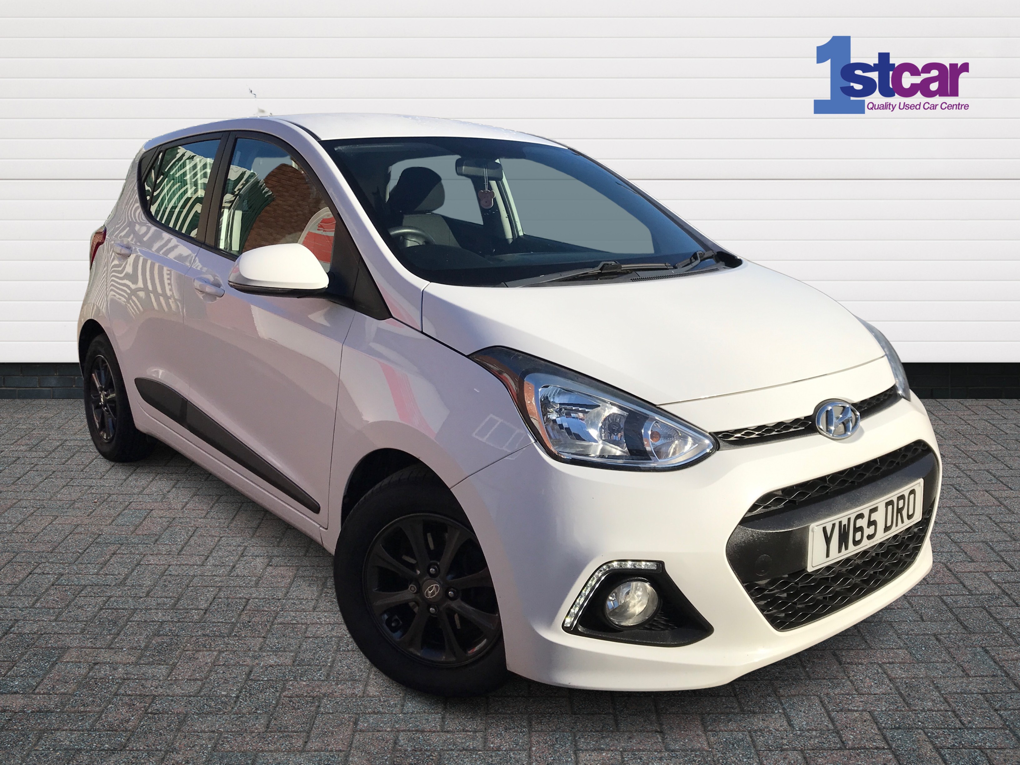 Main listing image - Hyundai i10