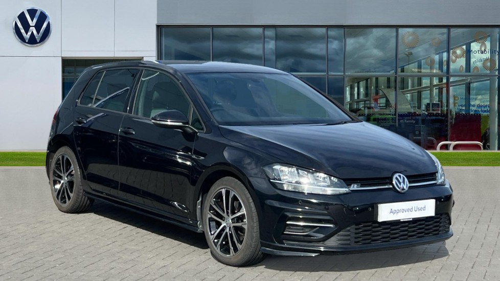 Main listing image - Volkswagen Golf