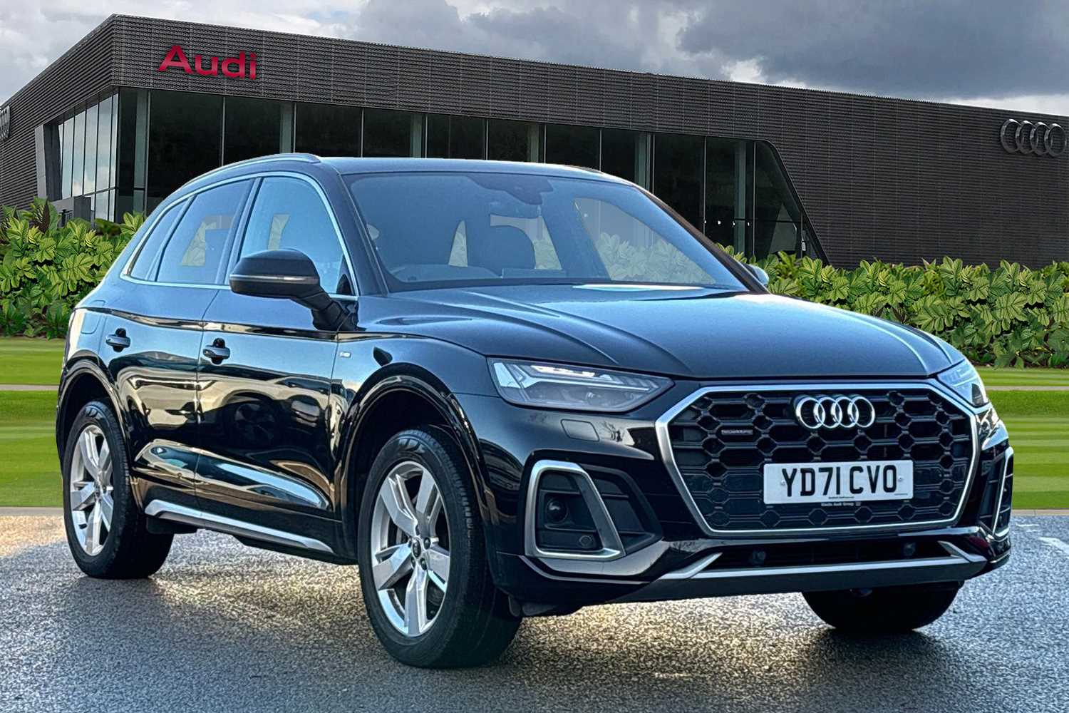 Main listing image - Audi Q5