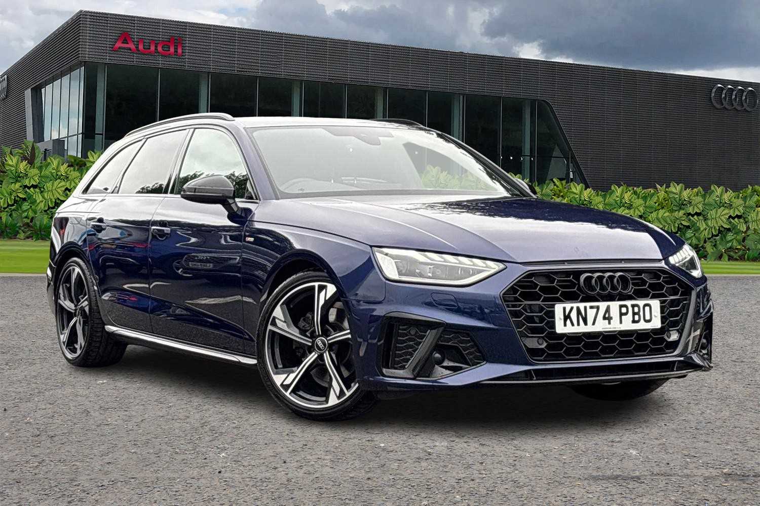 Main listing image - Audi A4 Avant