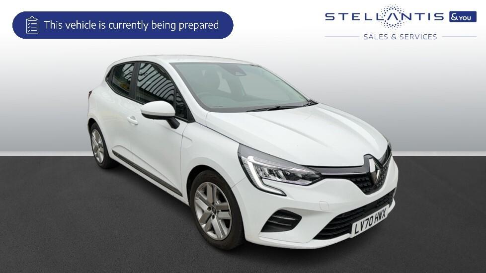 Main listing image - Renault Clio