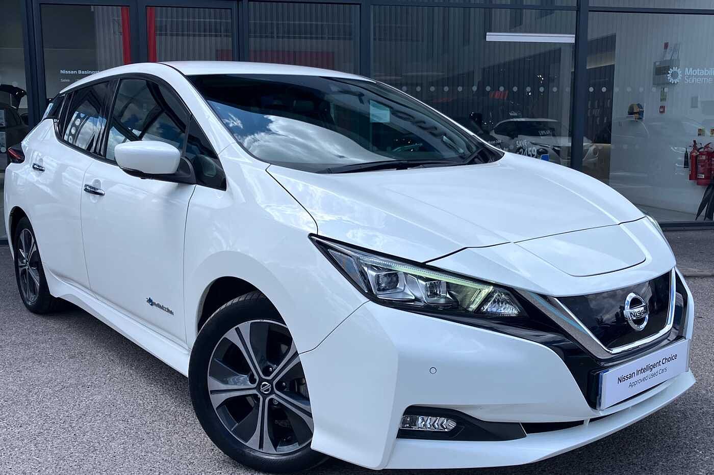 Main listing image - Nissan Leaf
