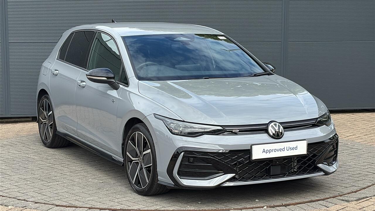 Main listing image - Volkswagen Golf