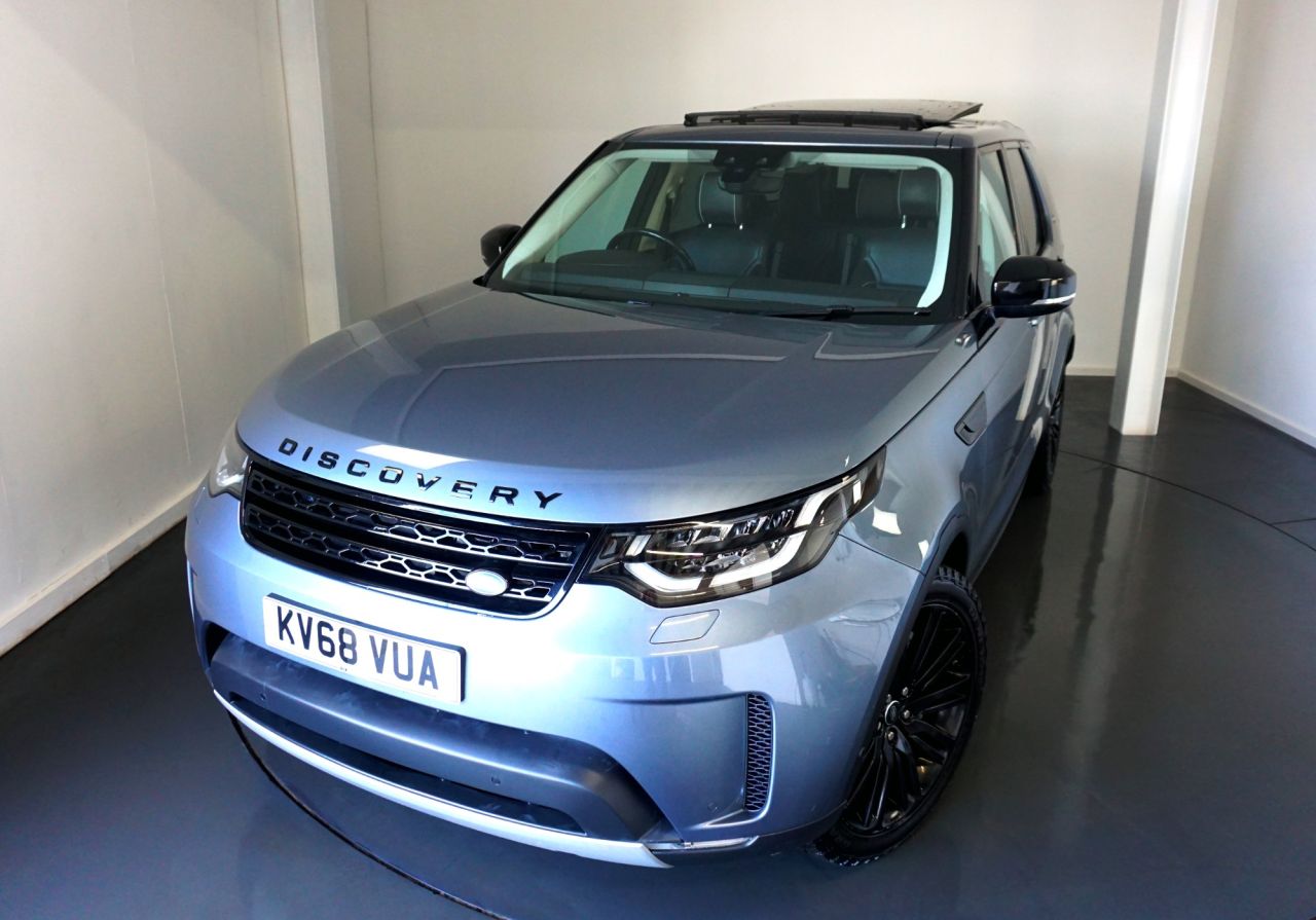 Main listing image - Land Rover Discovery