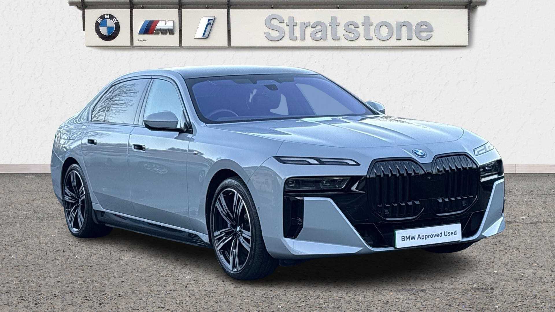 Main listing image - BMW i7